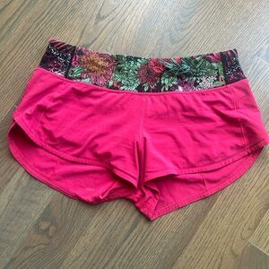 Lululemon Shorts 2.5”
